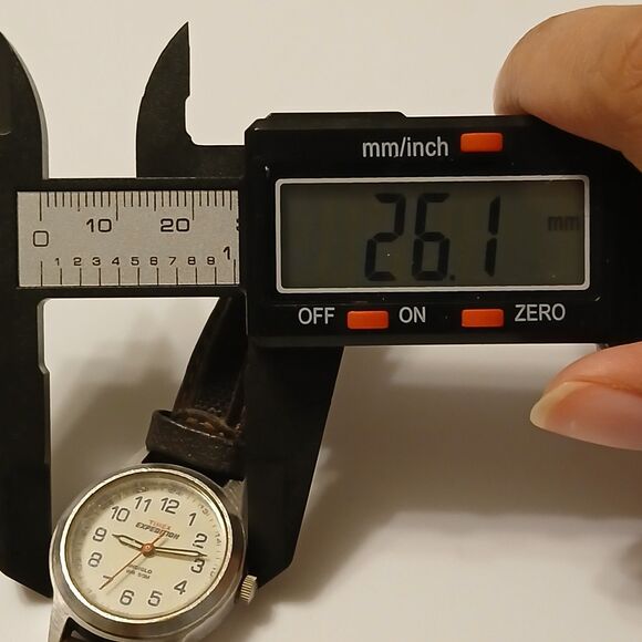 Vtg Timex Expedition Watch Women 26mm Indiglo WR 50M Leather Strap New Battery - Picture 9 of 16